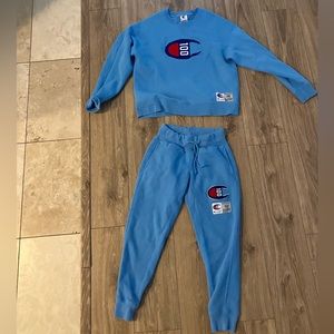 Champion Sweat Suit. Top XL, pants S.